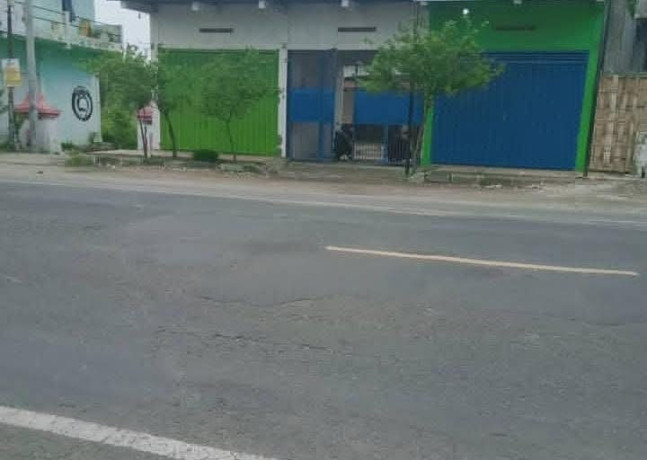 disewakan-ruko-strategis-nol-jalan-nasional-tuban-surabaya-big-0