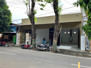 DISEWAKAN LOKASI JUALAN DEPAN TOKO STRATEGIS DEKAT SUNAN BONAN TUBAN