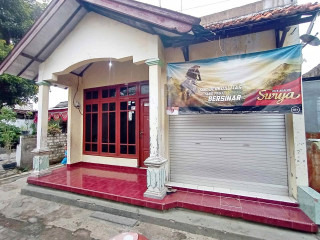 DIJUAL RUMAH SIAP HUNI ADA TOKONYA DI KOTA TUBAN!