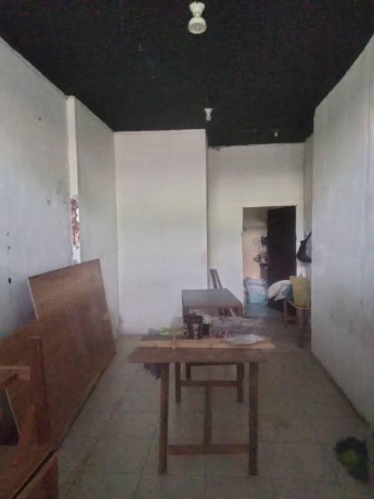 disewakan-toko-bekas-salon-lokasi-strategis-di-surabaya-barat-big-1