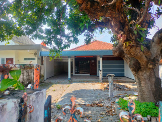 Rumah Disewakan Lokasi Strategis & Multifungsi! di pusat Kota Tuban